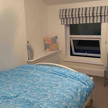 Lilly'S Cottage, Filey, Sleeps 8 Екстериор снимка