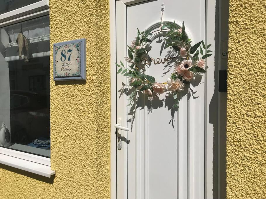 Lilly'S Cottage, Filey, Sleeps 8 Екстериор снимка