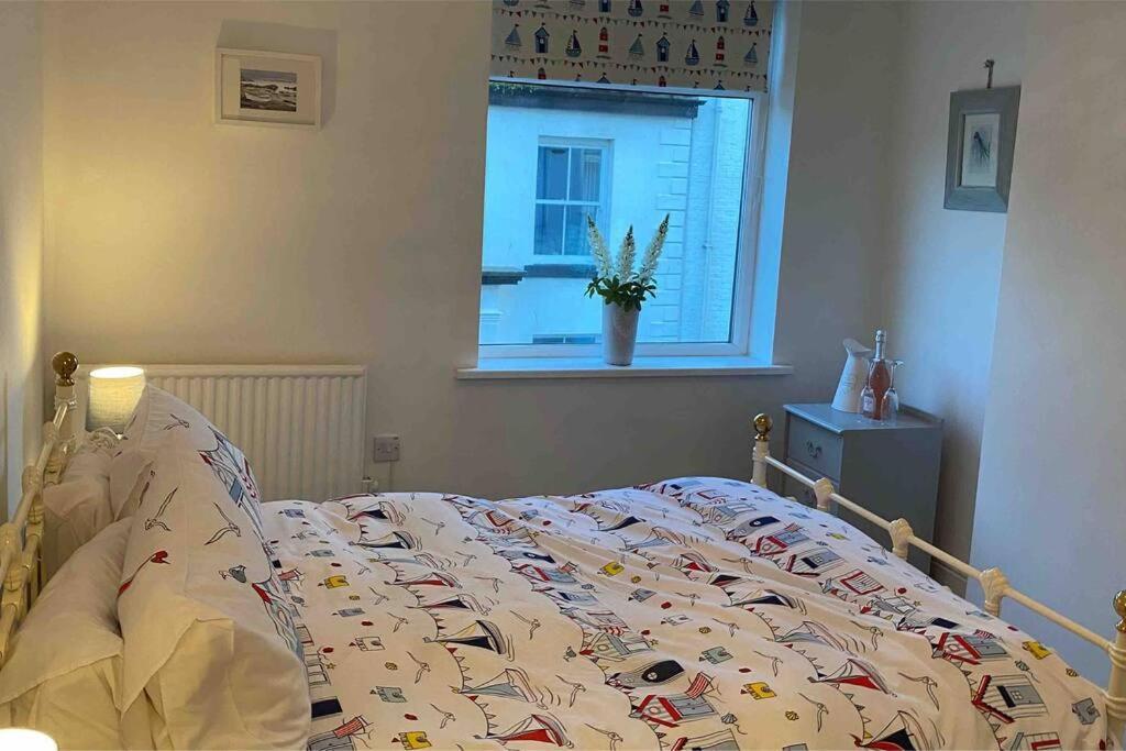 Lilly'S Cottage, Filey, Sleeps 8 Екстериор снимка